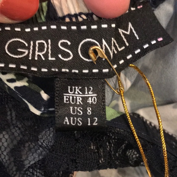 Flower “Girls on Film” Tank Top! - Picture 6 of 7